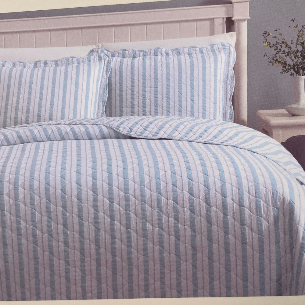 Laura Ashley Scallop Edge Quilt Set Full/Queen Blue White Striped Feminine Cozy - Picture 3 of 12